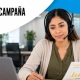 Líder mexicana de operaciones revisando el alcance y los reportes de una campaña de telemarketing para BluCactus Mexico.